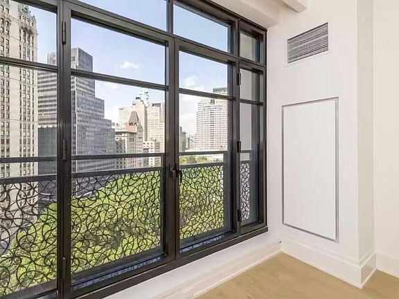 4th image of 25 Park Row APT 10D