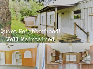 70 Clover Ln, Reeds Spring, MO 65737