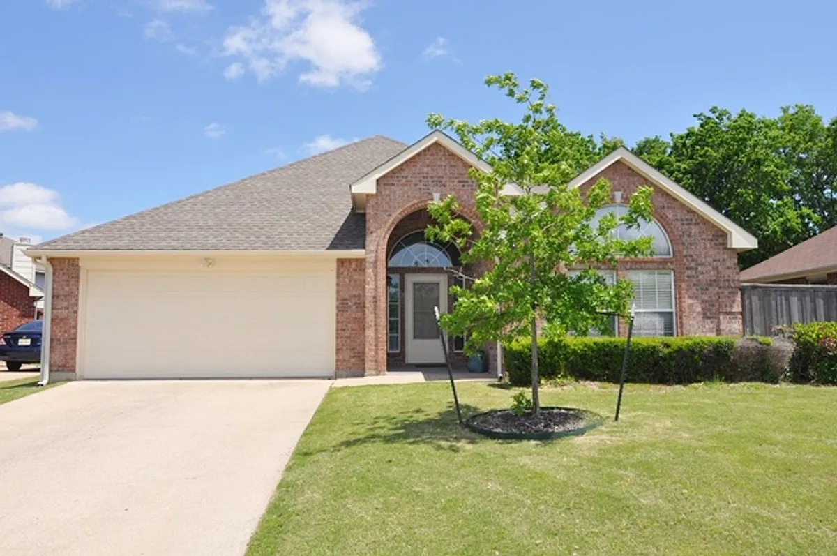 Building Photo - 252 Cotton Wood Ct