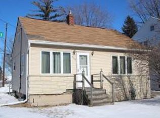 540 Morris Ave, Green Bay, WI 54304