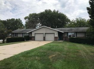 748 79th St SE, Grand Rapids, MI 49508