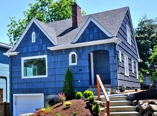 317 NE 56th St, Seattle, WA 98105