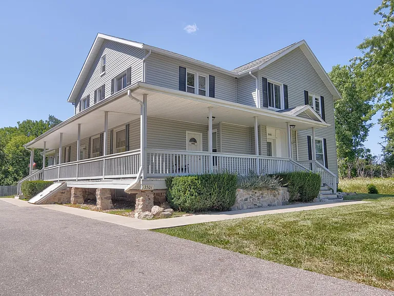 3501 Thomas Rd #5 — Photo 1