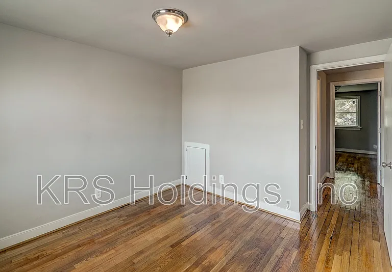 5423 Remuda Dr #2 — Photo 7