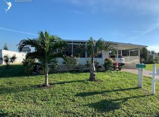 4028 68th Pl N, Riviera Beach, FL 33404