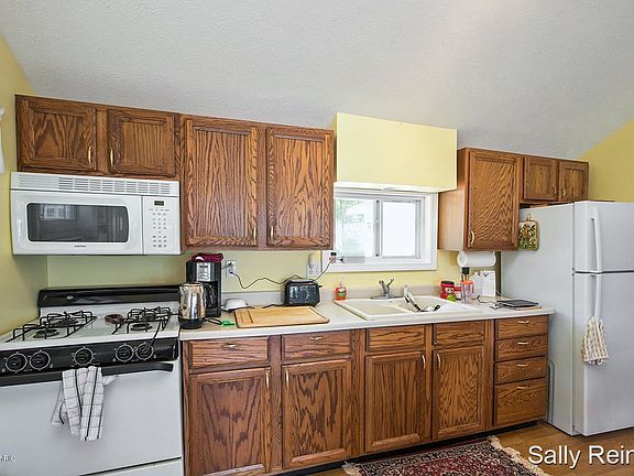 3rd image of 7784 Bayview Shore Dr