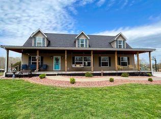 326 E 775 N, Hazleton, IN 47640