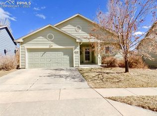 4229 Crow Creek Dr, Colorado Springs, CO 80922