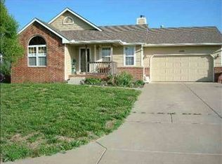 1409 W 4th St, Haysville, KS 67060