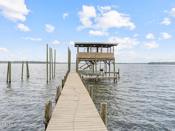 107 BEECHERS POINT Drive, Welaka, FL 32193