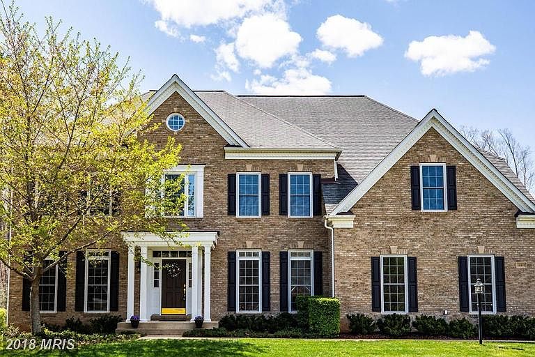 Welcome to 12910 MacNeil Ct