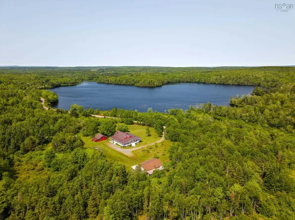 507 Pinevale Rd, Pinevale, NS B2G 2L3