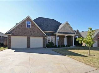 308 E Raleigh Ter, Mustang, OK 73064