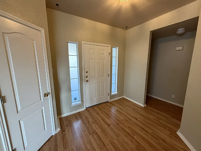 9626 Anderson Way — Photo 2
