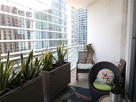 5th image of 300 S Biscayne Blvd APT 3504