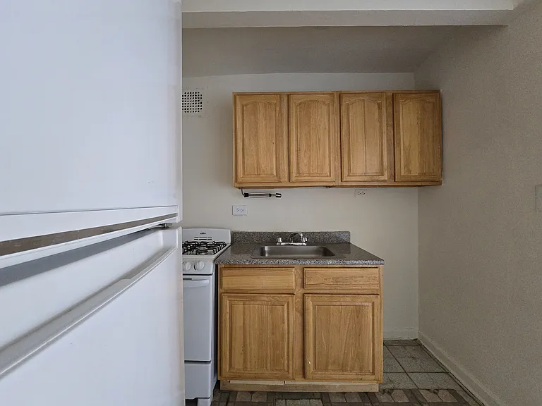 41-15 53rd St #C11 — Photo 2