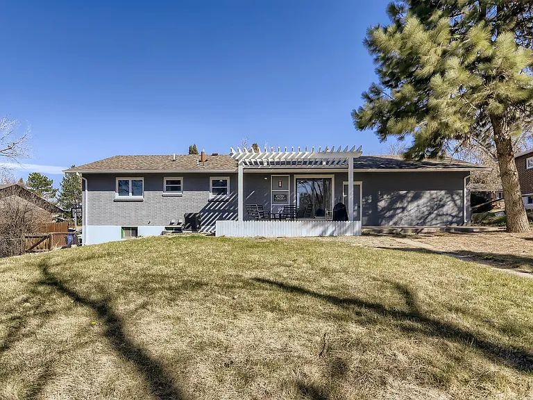7804 E Hampden Cir — Photo 22