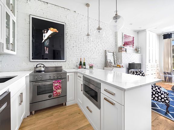 4th image of 356 W 23rd St APT 3B