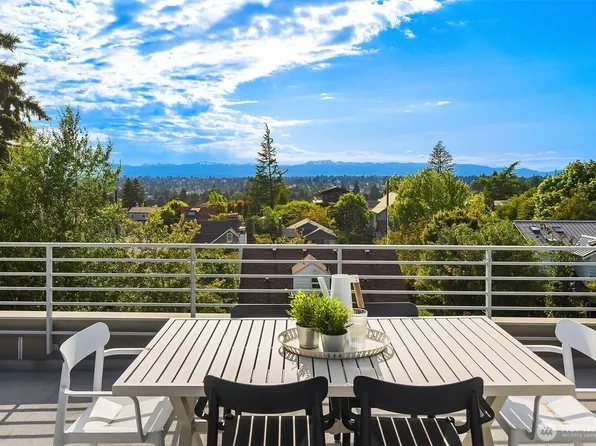 8295 5th Avenue NE, Seattle, WA 98115