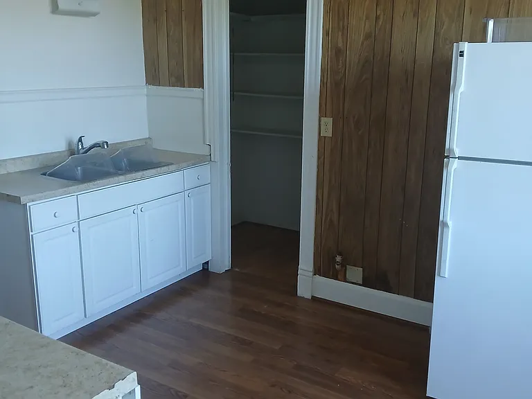 632 High St #3 — Photo 8