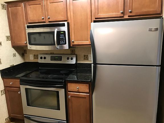 2nd image of 1603 Stoney Run Cir #1603