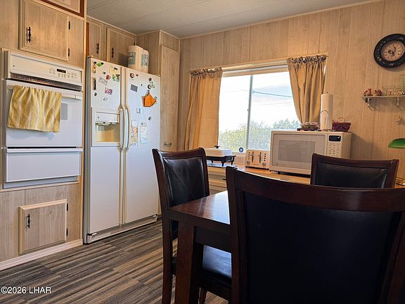 5th image of 587 W Pyramid St