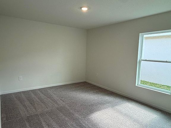 5th image of 962 SW Richmond Cir SW