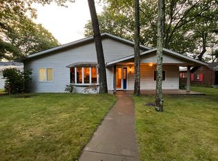 1024 N Huron Rd, Tawas City, MI 48763