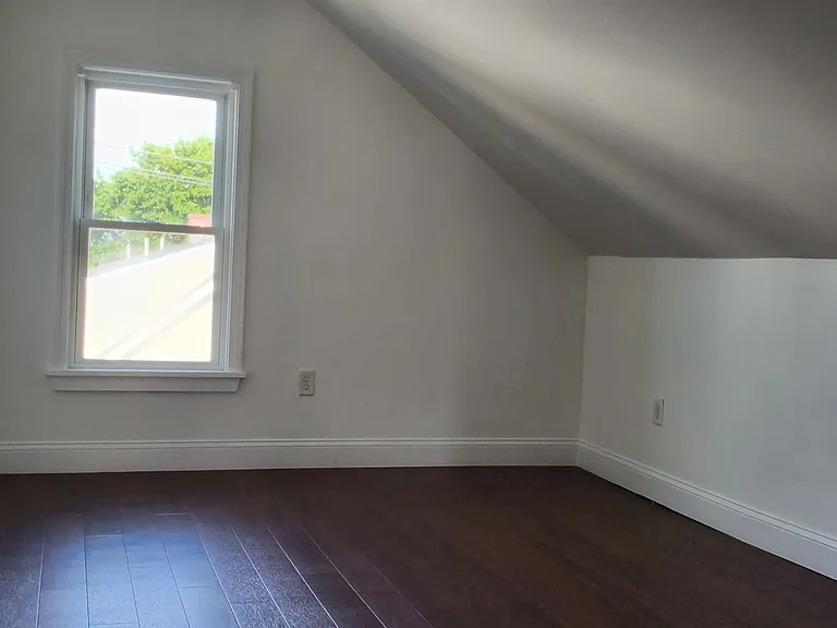 207 State St #3 — Photo 5