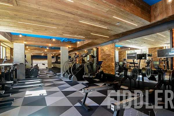 Rented by The KCI Group | media 8