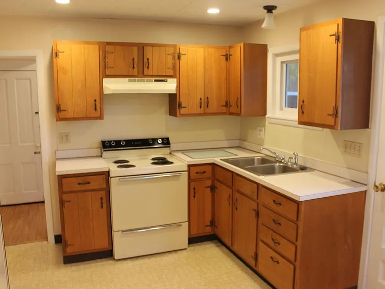 116 College Ave — Photo 4
