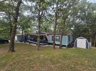 155 Roxborough Dr, Reeds Spring, MO 65737