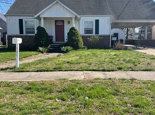 131 W South St, Bloomfield, IN 47424