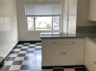 854 40th St, Oakland, CA