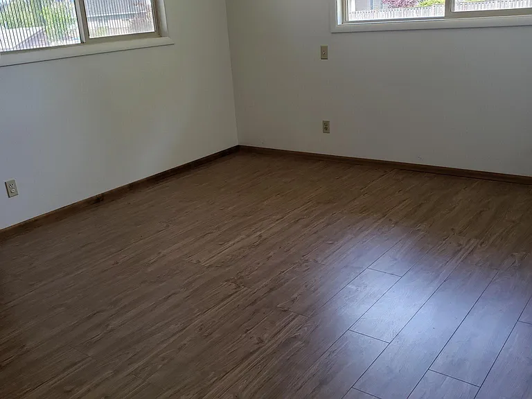4851 SW Hoffman Ave — Photo 13
