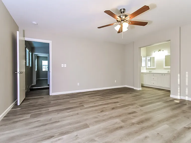 3214 Sunrise Cove Ave — Photo 9
