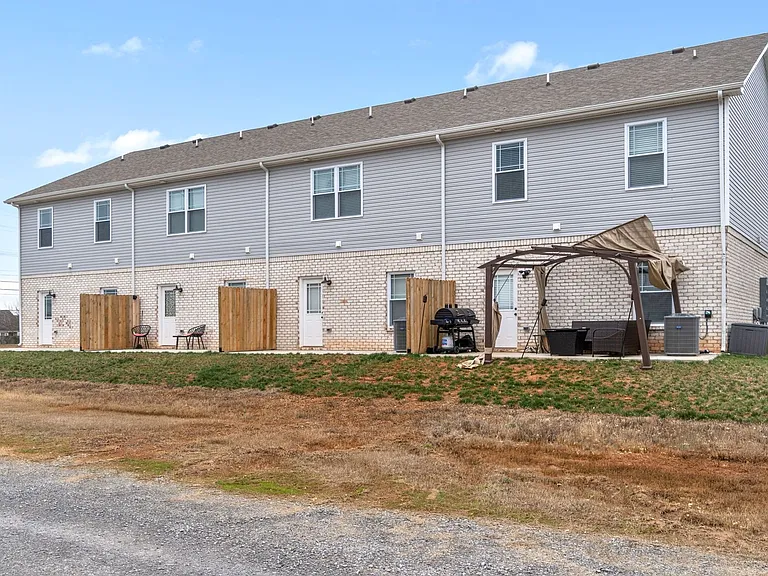 352 Fallow Cir — Photo 26