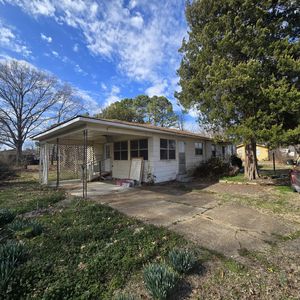 110 2nd St, Oil Trough, AR, 72564