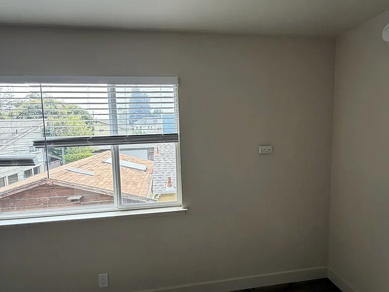 318 Chestnut St #5 — Photo 56