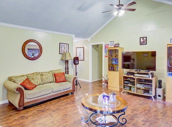 5th image of 112 Hilda Dr