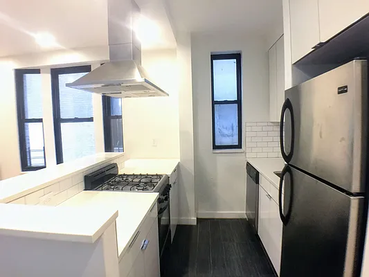 Rented by Uptown Flats LLC | media 15