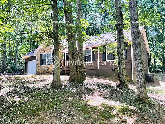 2nd image of 40 Brook Valley Dr