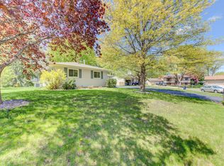 20405 Hughes Ave W, Lakeville, MN 55044