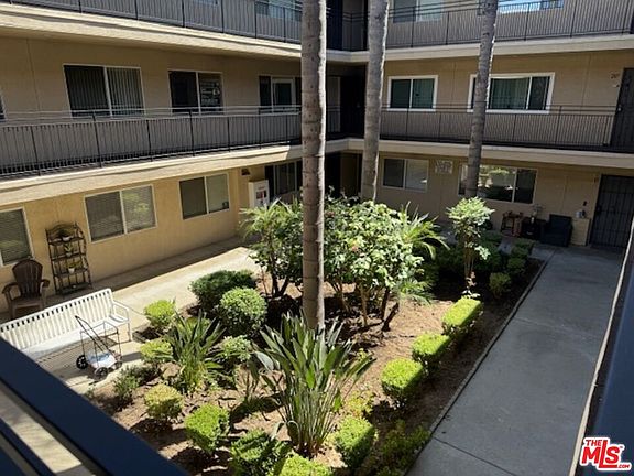 2nd image of 6342 Morse Ave APT 205