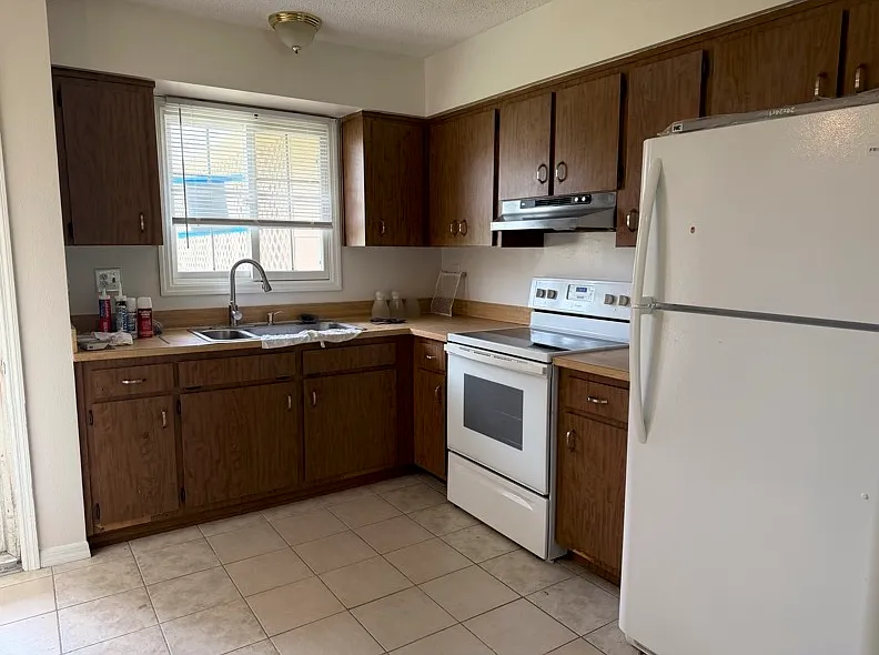 2 bed, 1050 sqft, $1,475 — Photo 3