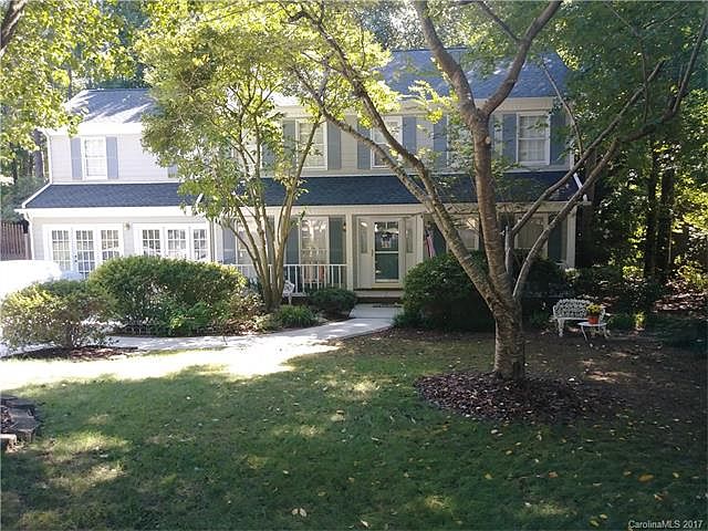 1st image of 2710 Heathershire Ln
