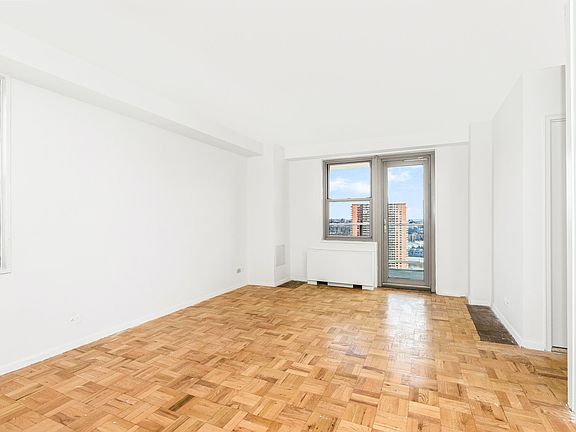 3rd image of 2500 Johnson Ave APT Php