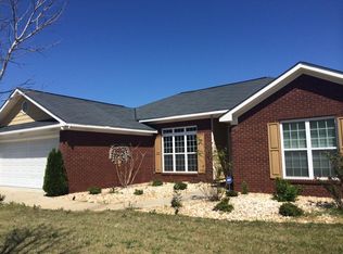 15 Brentwood Dr, Phenix City, AL 36869