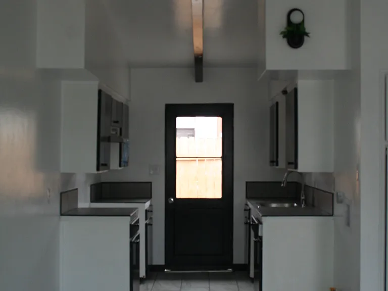 553 G St #C — Photo 2