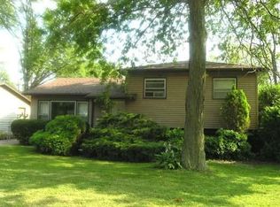 281 N Greenview Ave, Mundelein, IL